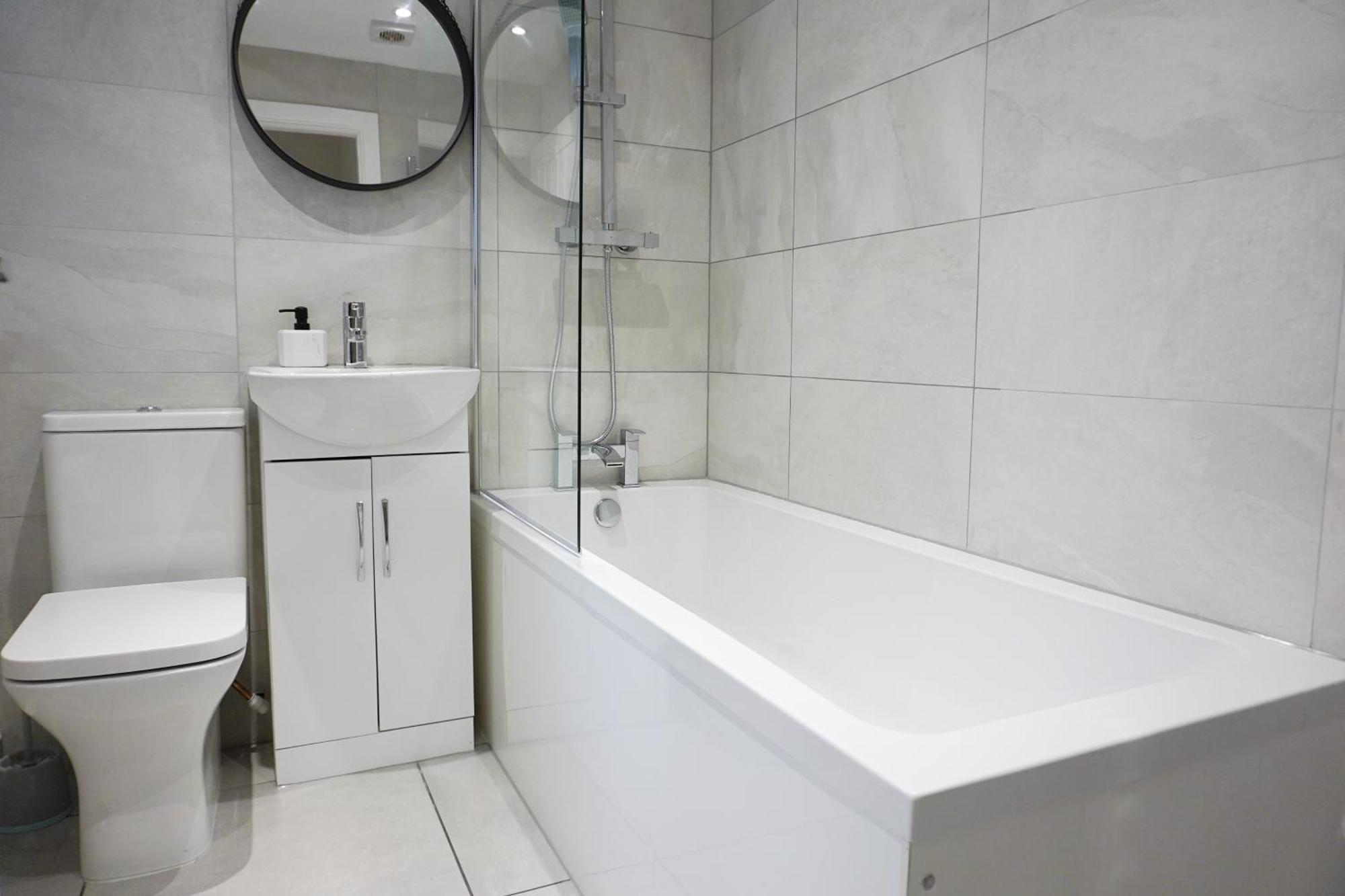 2 Bedroom House 10 Mins To City Centre & Albert Dock Liverpool Exterior foto
