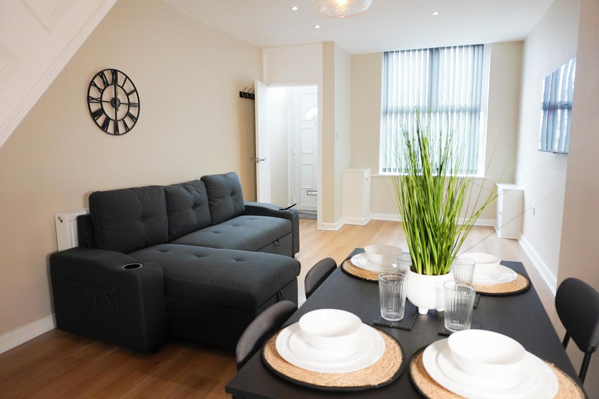 2 Bedroom House 10 Mins To City Centre & Albert Dock Liverpool Exterior foto